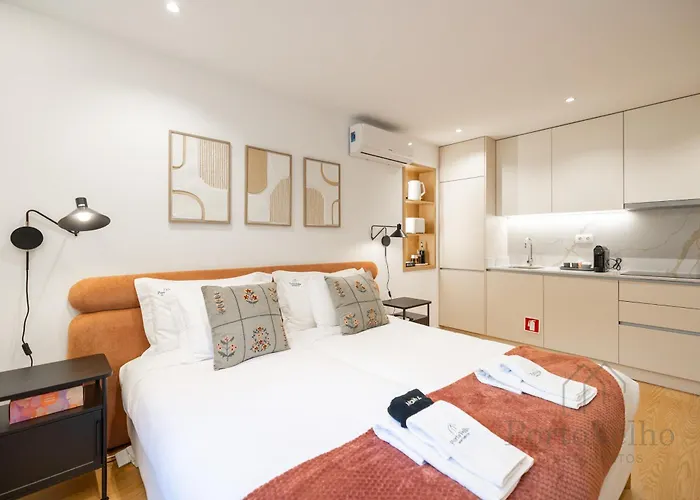 Nicos Garden - Velho * Porto