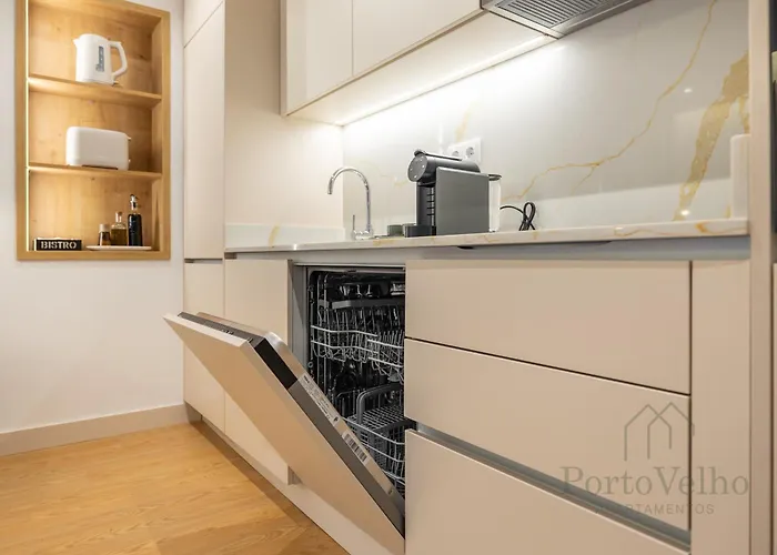 Nicos Garden - Velho Apartament *